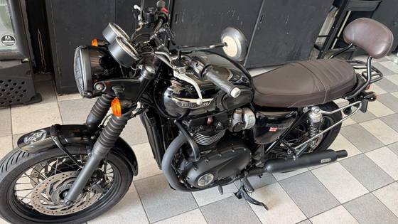 TRIUMPH BONNEVILLE T120 BLACK 1200 TRIUMPH BONNEVILLE T120 BLACK 1200